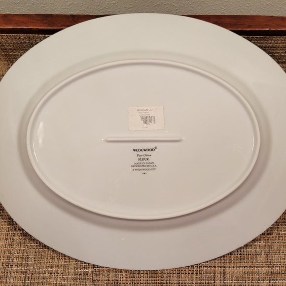 WEDGWOOD FLEUR 14 1/2 INCH OVAL SERVING PLATTER - Picture 8 of 12